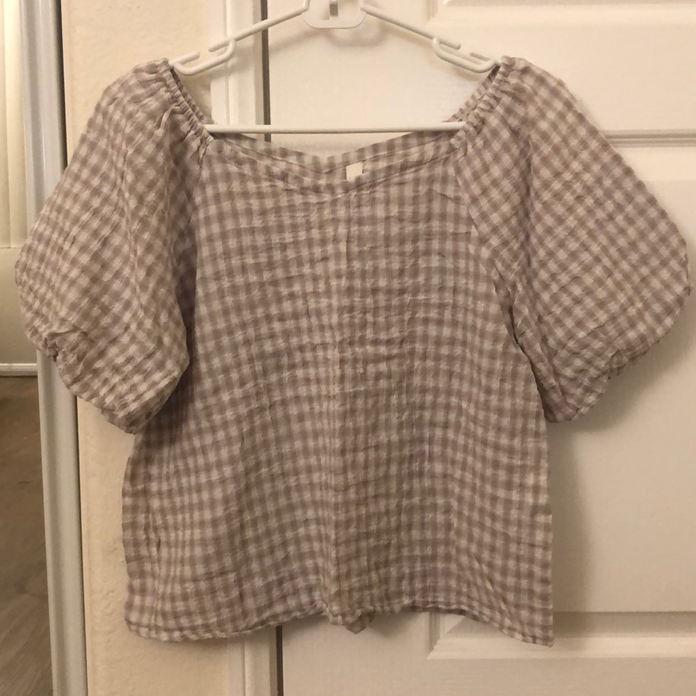 Womens beige gingham puff blouse v-neck